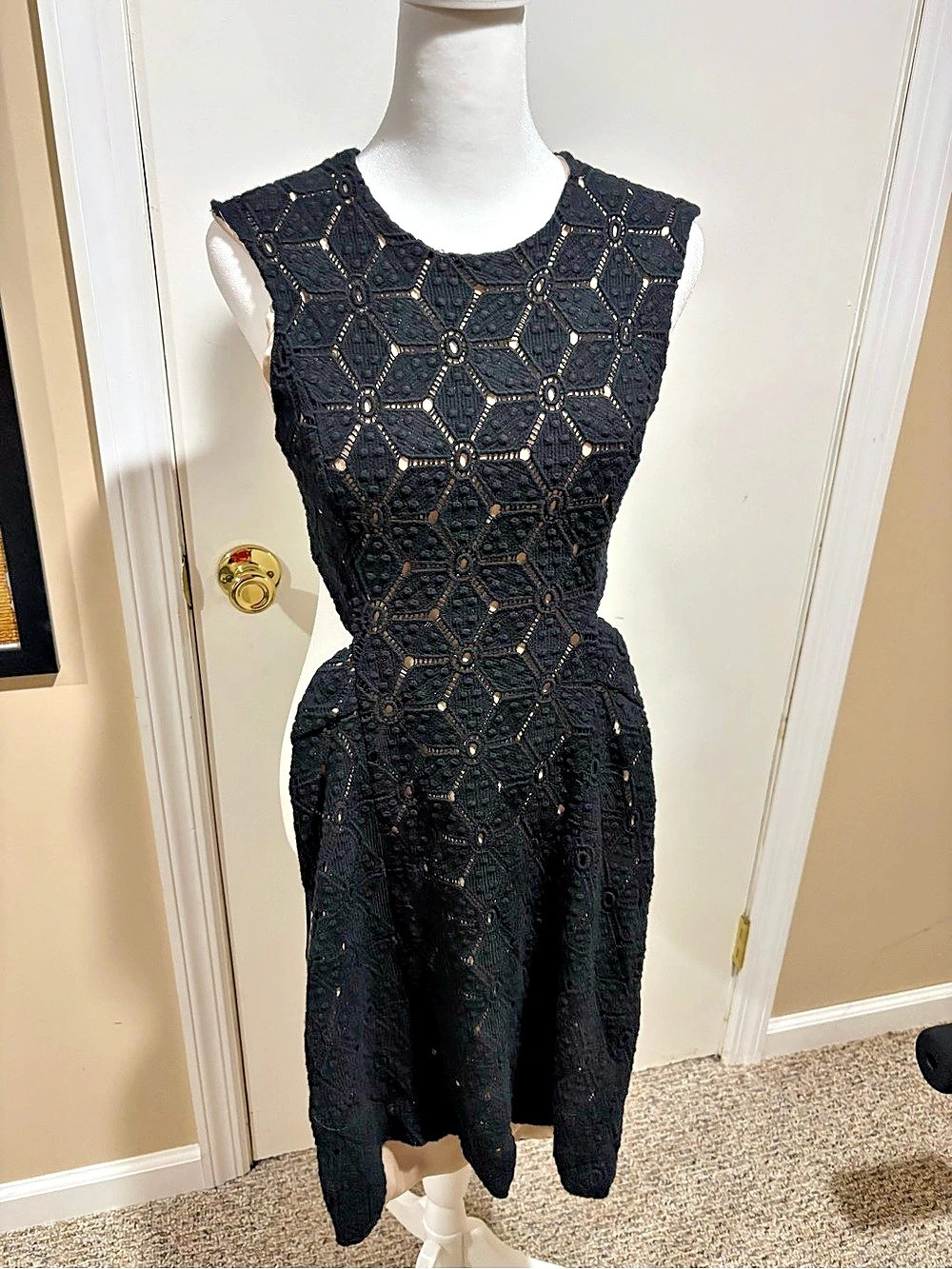 aijek Black Geometric Midi Dress